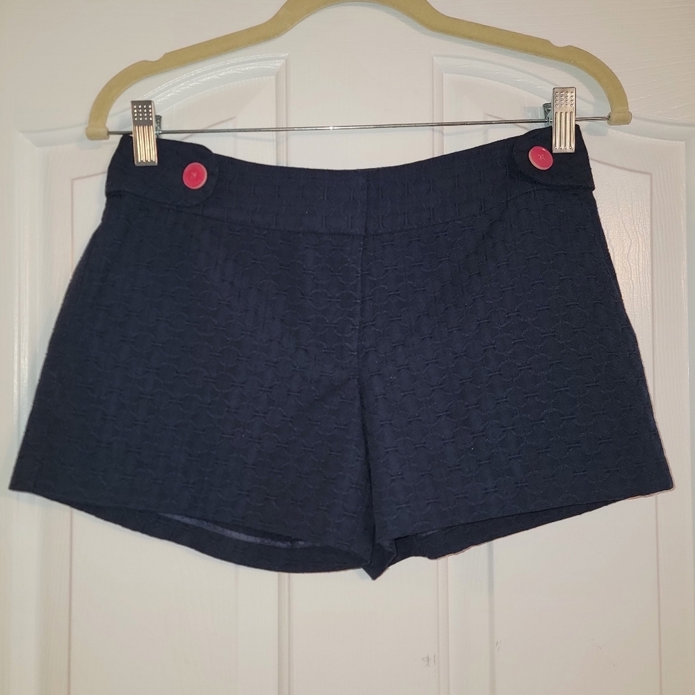 Vineyard Vines Navy Quilted High-Waist Shorts with Pink Buttons